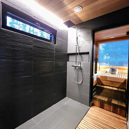Villa Tykkykettu Iso-syoetteen Rinteessae