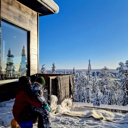 Villa Tykkykettu Iso-syoetteen Rinteessae *